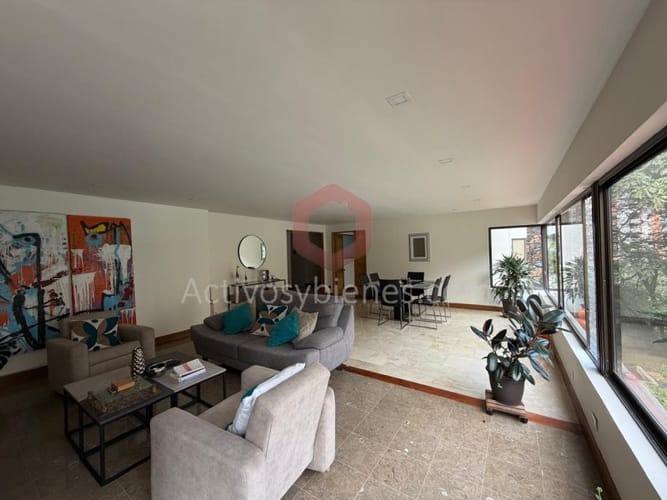 Apartamento de 4 alcobas en venta en Santa María De Los Ángeles, Medellín, 198 m² · foto 2 de 24