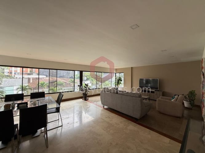 Apartamento de 4 alcobas en venta en Santa María De Los Ángeles, Medellín, 198 m² · foto 8 de 24