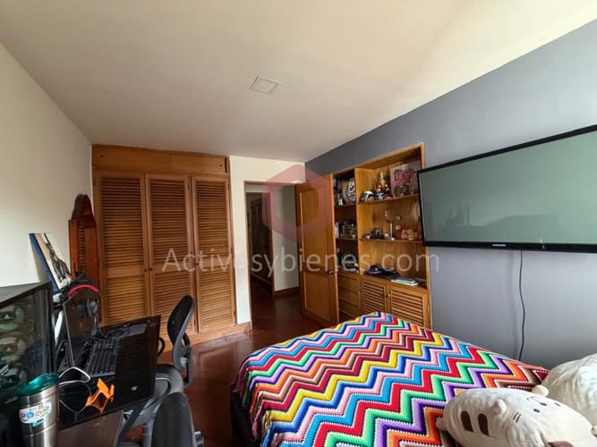 Apartamento de 4 alcobas en venta en Santa María De Los Ángeles, Medellín, 198 m² · foto 22 de 24