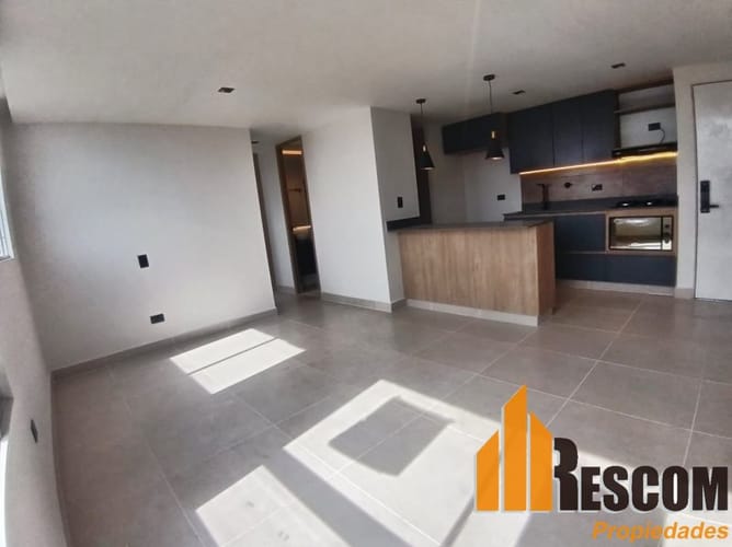 Apartamento de 2 alcobas en venta en Centro, Rionegro, 51 m² · foto 2 de 17