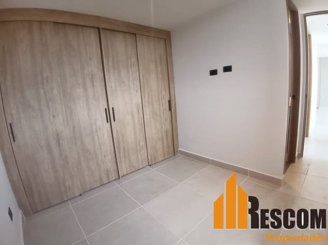 Apartamento de 2 alcobas en venta en Centro, Rionegro, 51 m² · foto 9 de 17