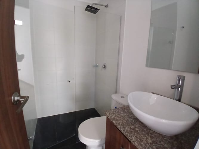 Apartamento de 2 alcobas en venta en La Milagrosa, La Ceja, 111 m² · foto 10 de 17