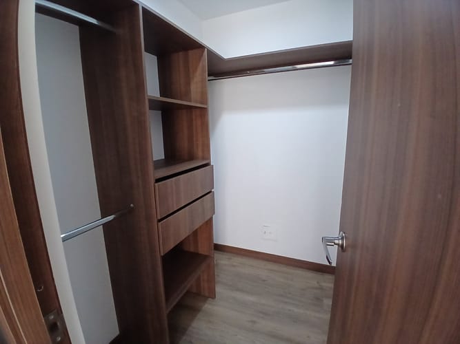 Apartamento de 2 alcobas en venta en La Milagrosa, La Ceja, 111 m² · foto 11 de 17