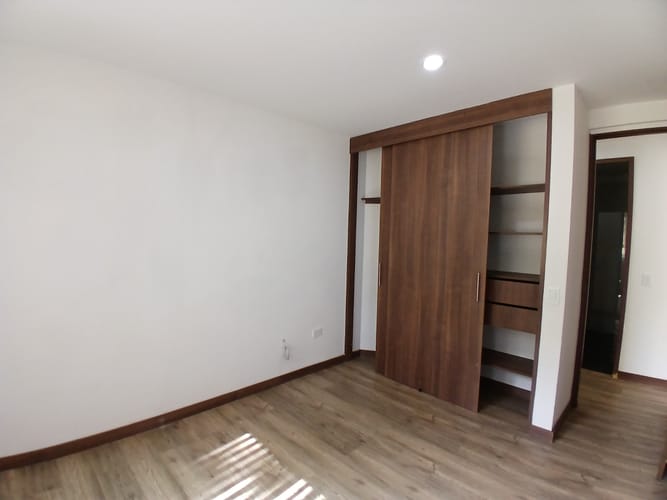 Apartamento de 2 alcobas en venta en La Milagrosa, La Ceja, 111 m² · foto 13 de 17
