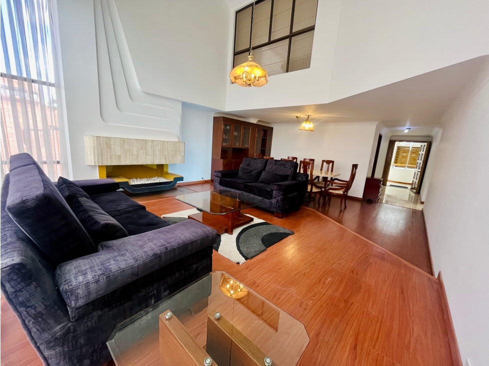 Apartamento en venta en Chico Norte, Bogotá · foto 2 de 24