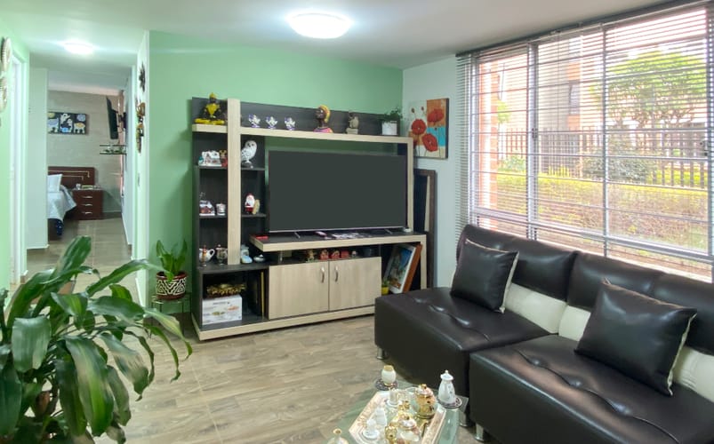 Apartamento de 3 alcobas en venta en Cr. Alamos, Soacha, 48 m² · foto 2 de 20