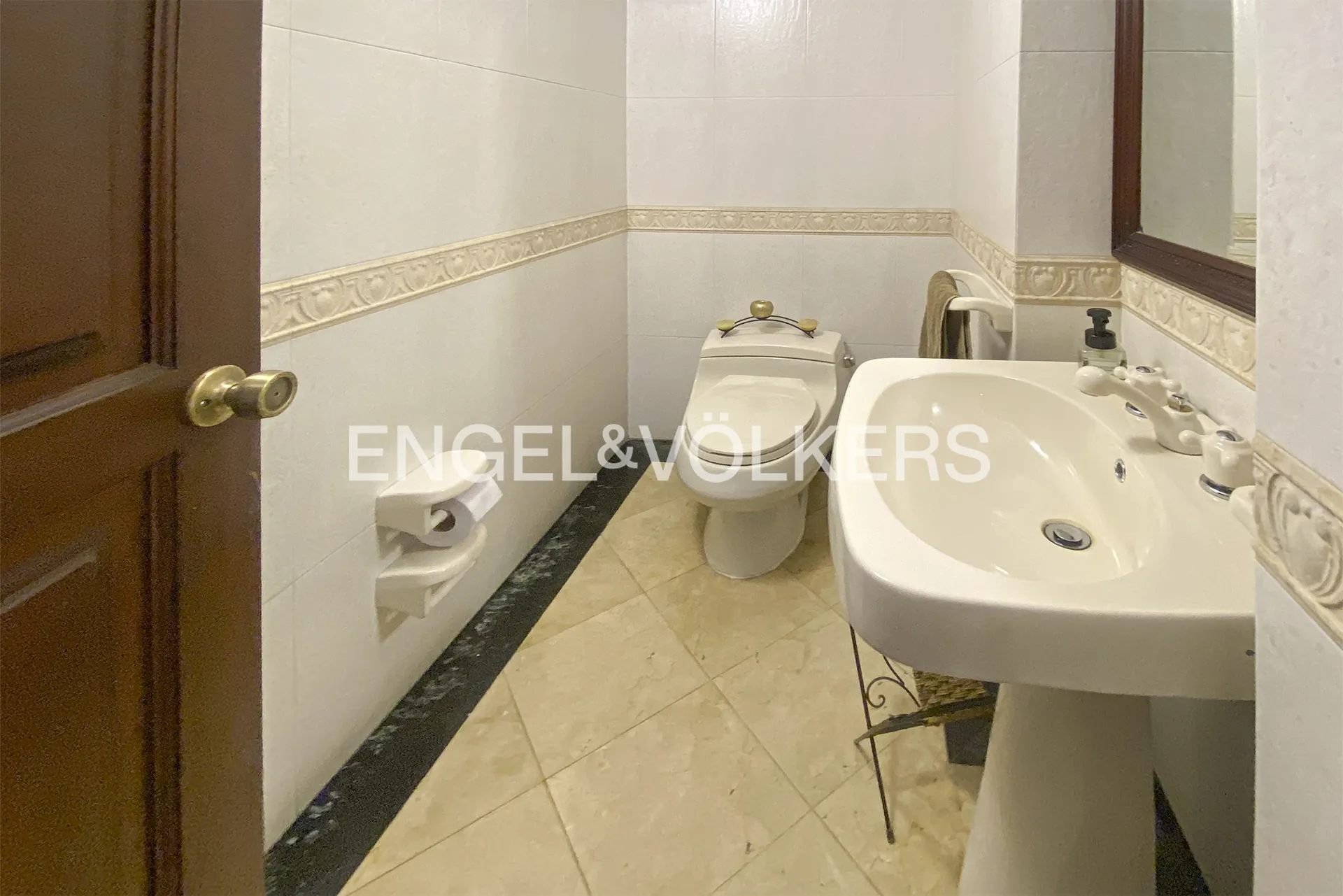 Casa en venta en Cedritos, Bogotá · foto 9 de 18