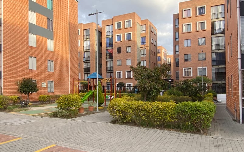 Apartamento de 3 alcobas en venta en Cr. Alamos, Soacha, 48 m² · foto 17 de 20