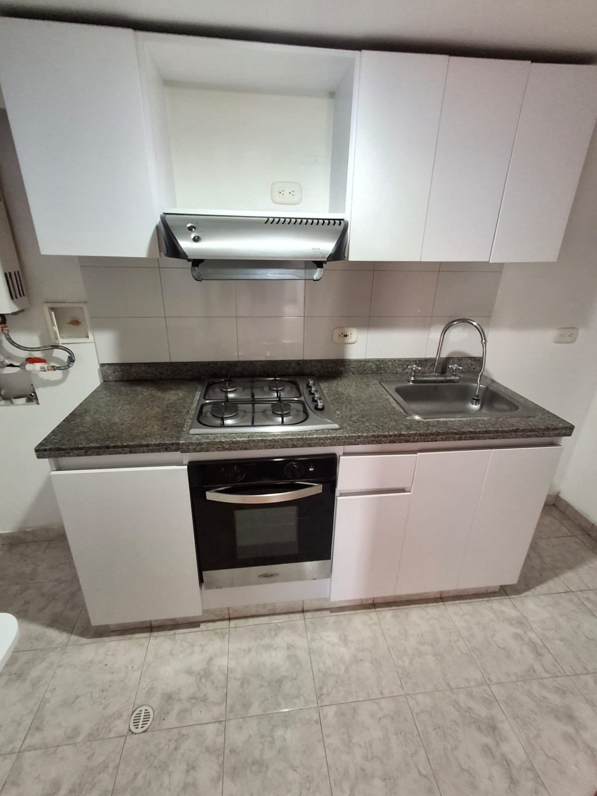 Apartamento en venta en Cantalejo, Bogotá · foto 8 de 18