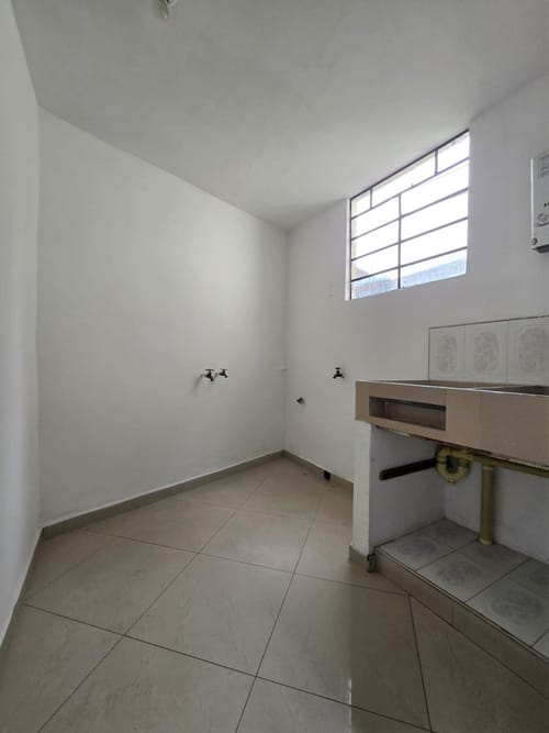 Apartamento de 4 alcobas en venta en Centro, Bello, 123 m² · foto 5 de 24