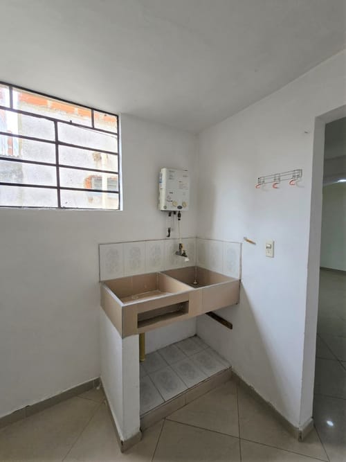 Apartamento de 4 alcobas en venta en Centro, Bello, 123 m² · foto 7 de 24