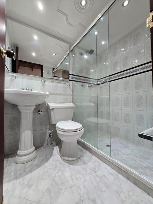 Apartamento de 4 alcobas en venta en Centro, Bello, 123 m² · foto 10 de 24