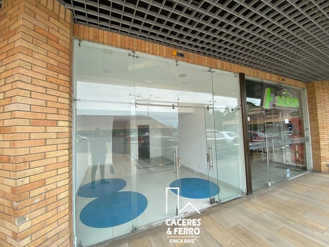 Local en arriendo en Laura Vicuña, Chía, 34 m² · foto 2 de 22