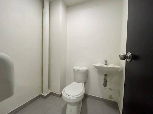 Local en arriendo en San Marcos, Envigado, 255 m² · foto 10 de 14