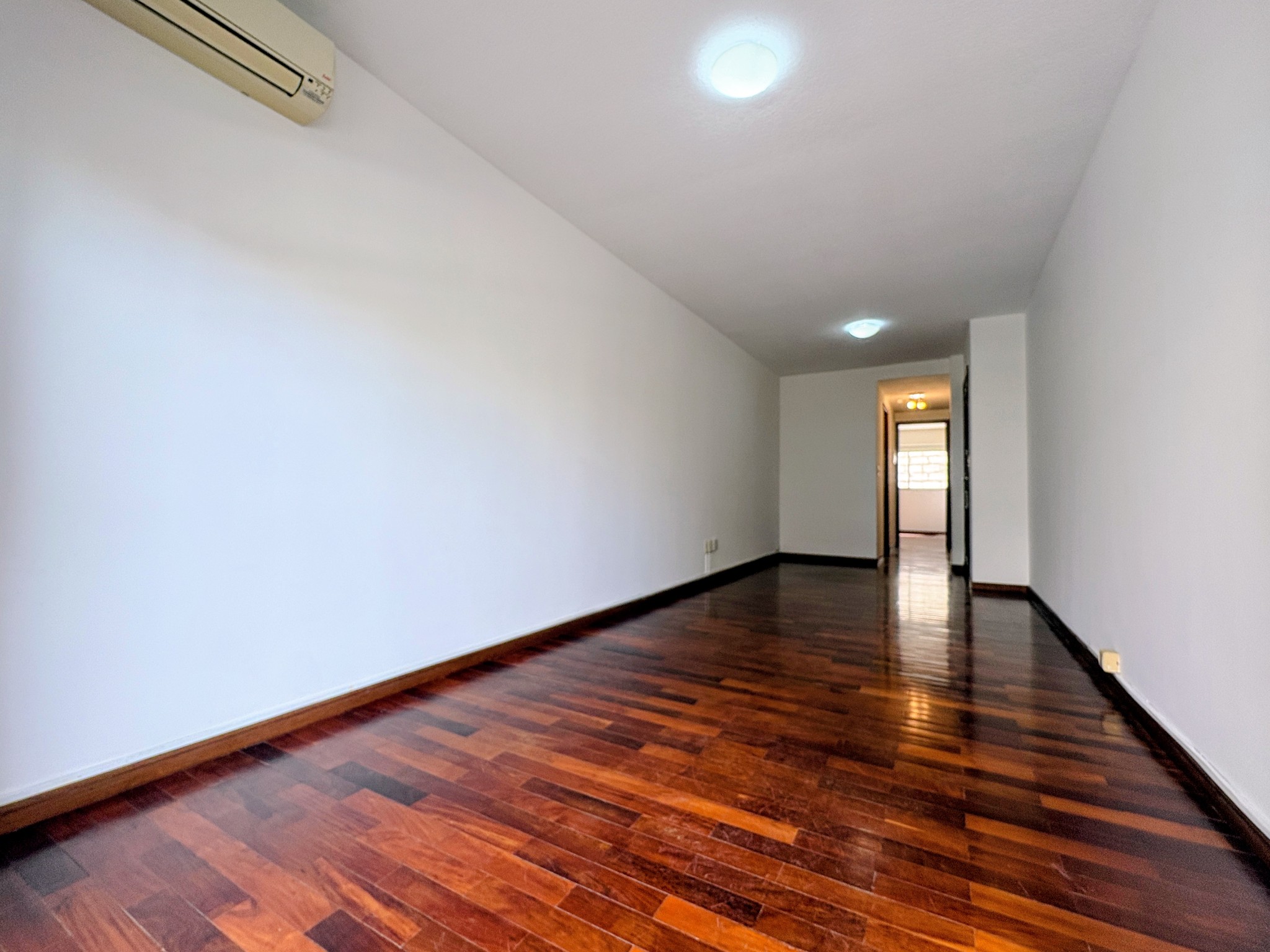 Amplios ambientes, proximo a WTC! · Foto 4