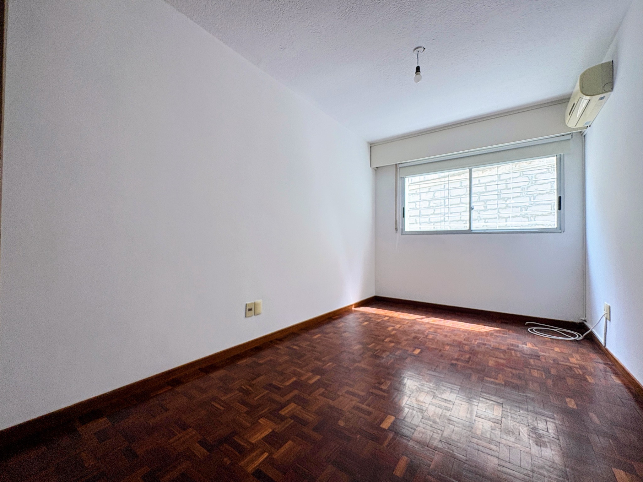 Amplios ambientes, proximo a WTC! · Foto 9