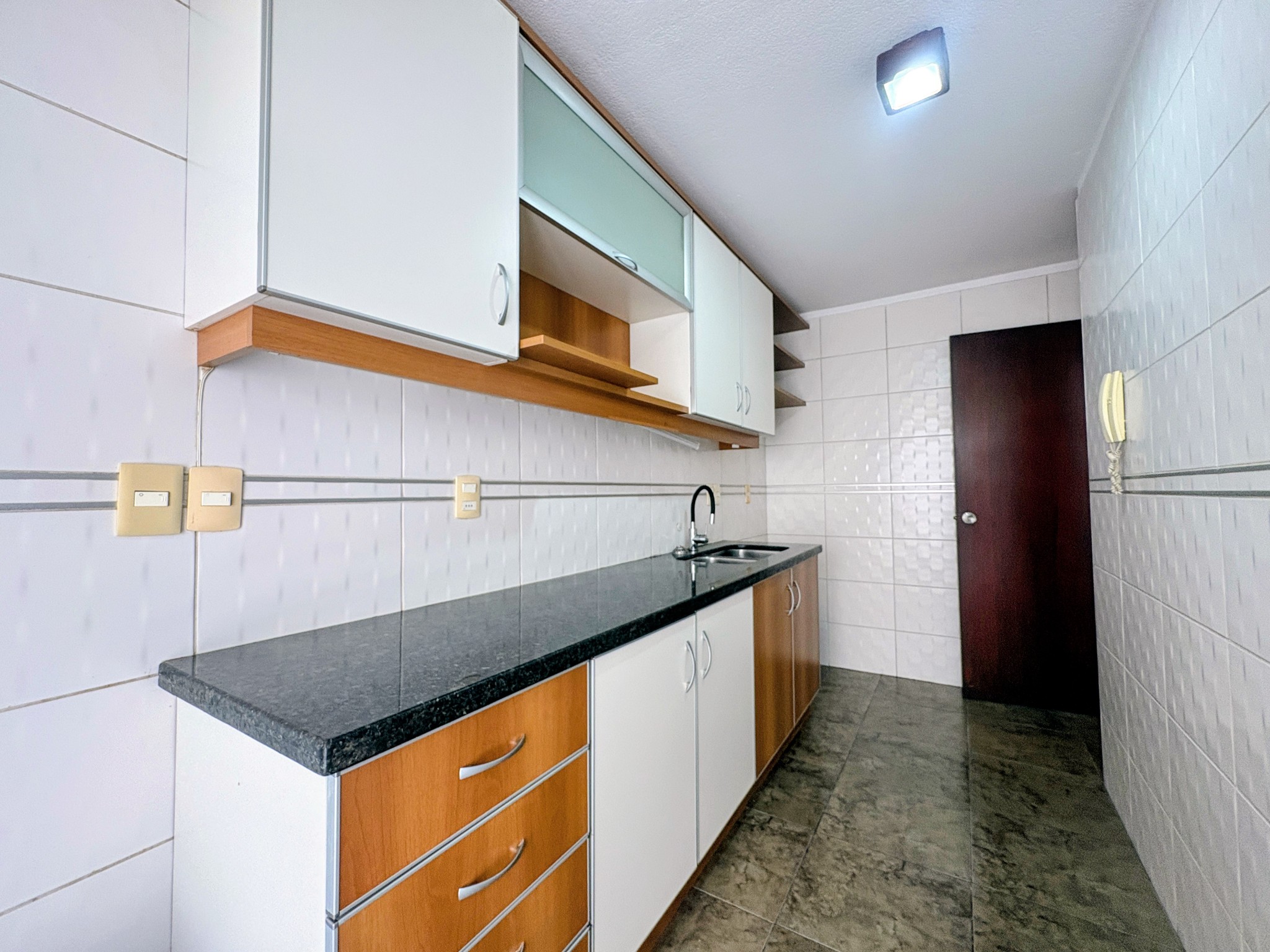 Amplios ambientes, proximo a WTC! · Foto 8