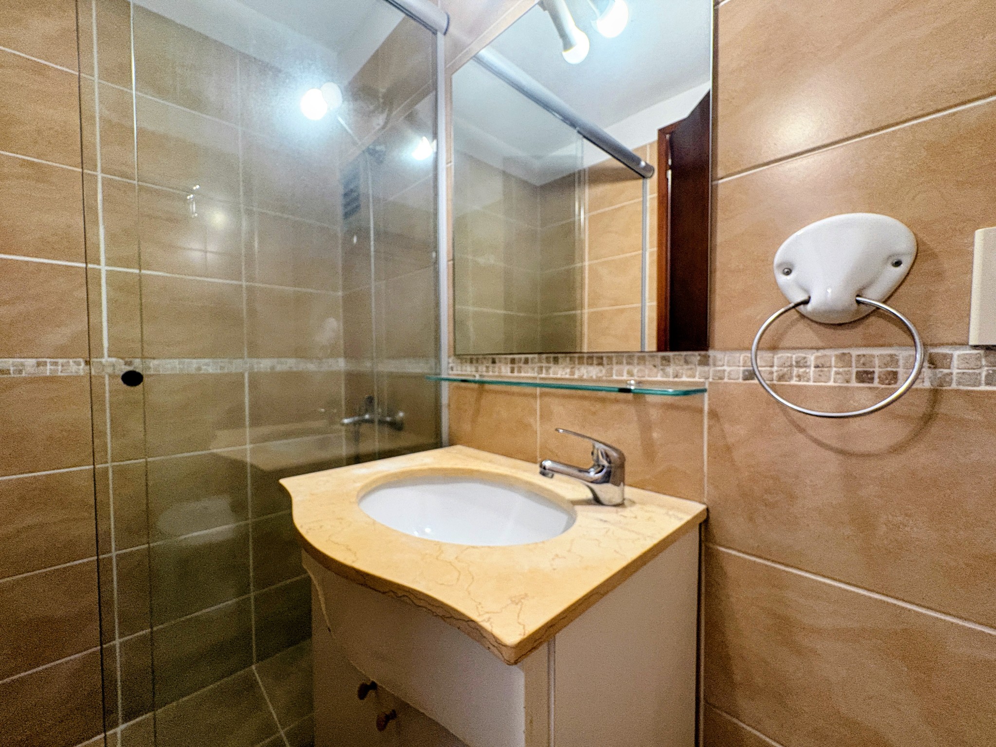 Amplios ambientes, proximo a WTC! · Foto 6
