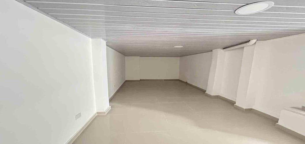 Local en arriendo en Sector Lago Uribe, Pereira, 50 m² · foto 5 de 12