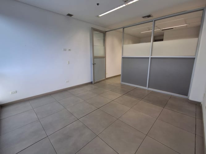 Oficina en venta en Chipichape, Cali, 35 m² · foto 8 de 13