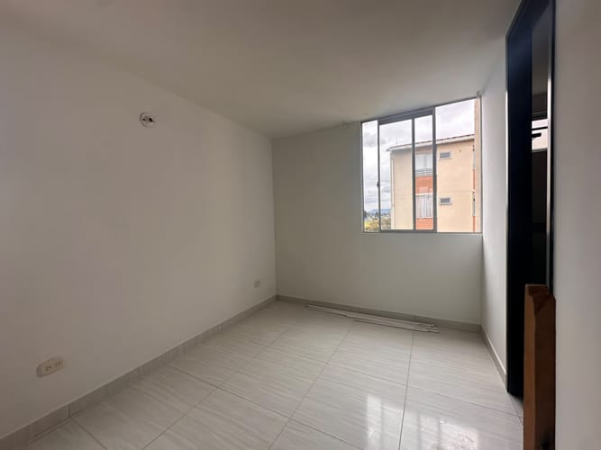 Apartamento de 2 alcobas en arriendo en El Hato, Funza, 38 m² · foto 19 de 24