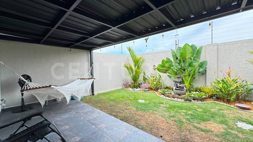 Casa de 3 alcobas en venta en Las Mercedes, Jamundí, 250 m² · foto 21 de 24