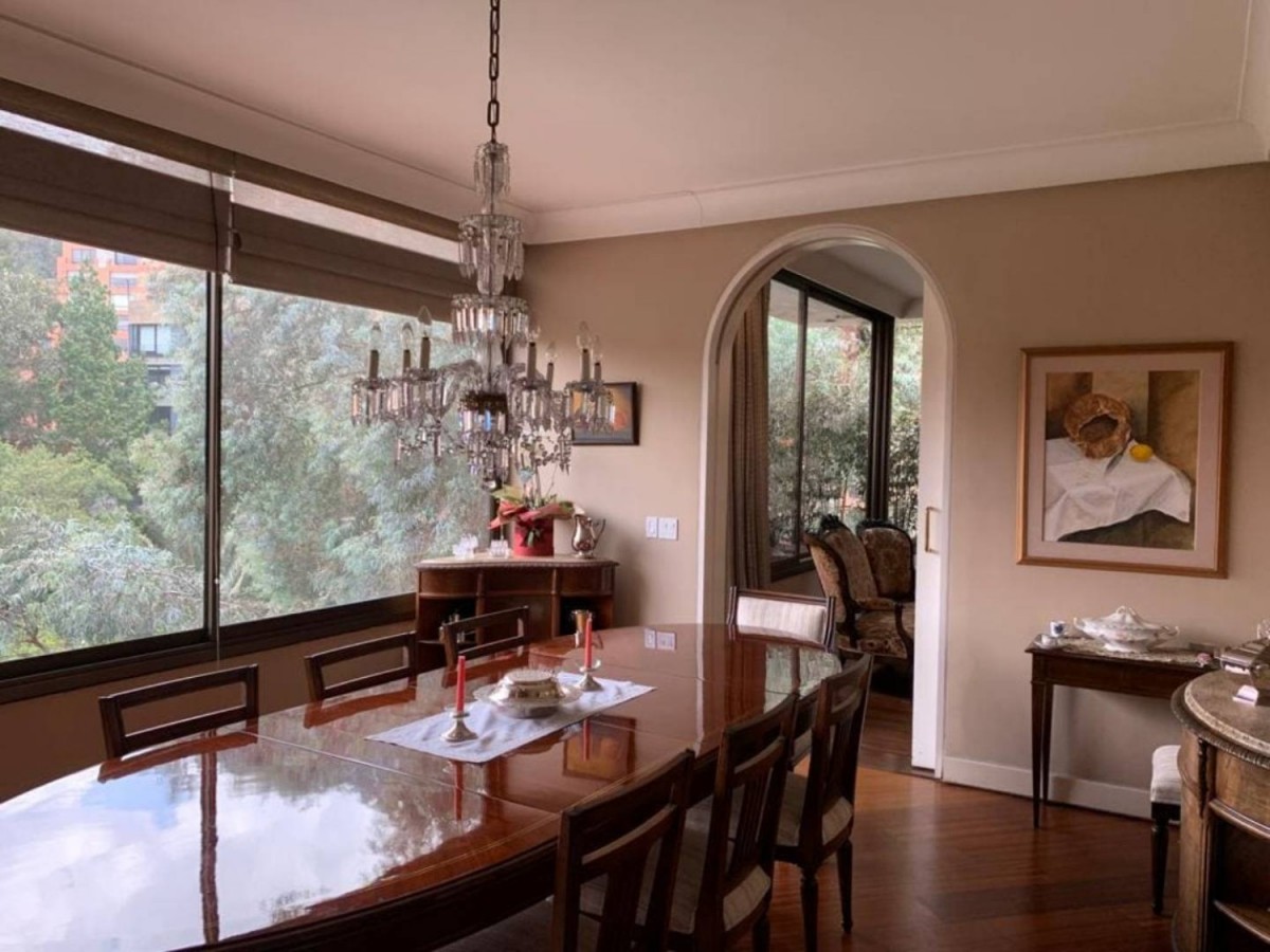 Apartamento en venta en Los Rosales, Bogotá · foto 6 de 24