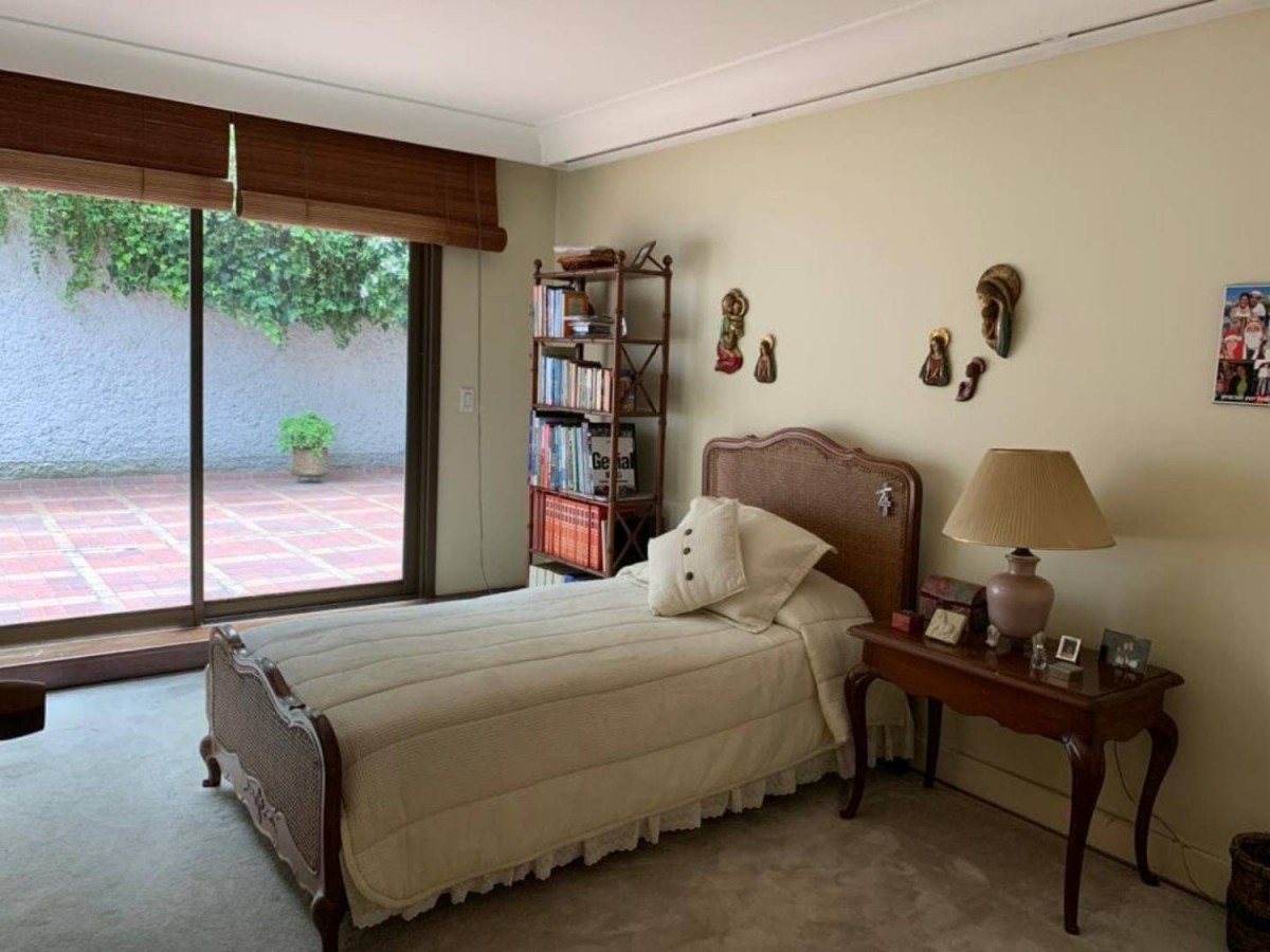Apartamento en venta en Los Rosales, Bogotá · foto 10 de 24
