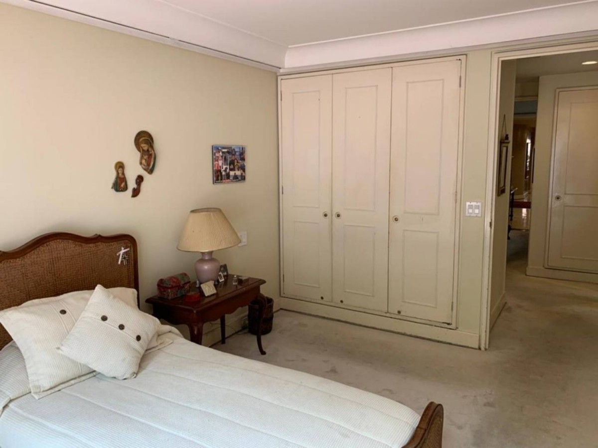 Apartamento en venta en Los Rosales, Bogotá · foto 12 de 24