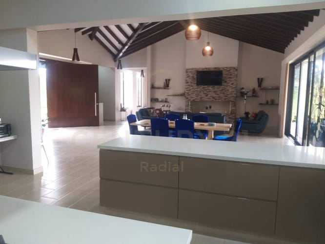 Finca en venta en El Porvenir, Rionegro, 430 m² · foto 4 de 24