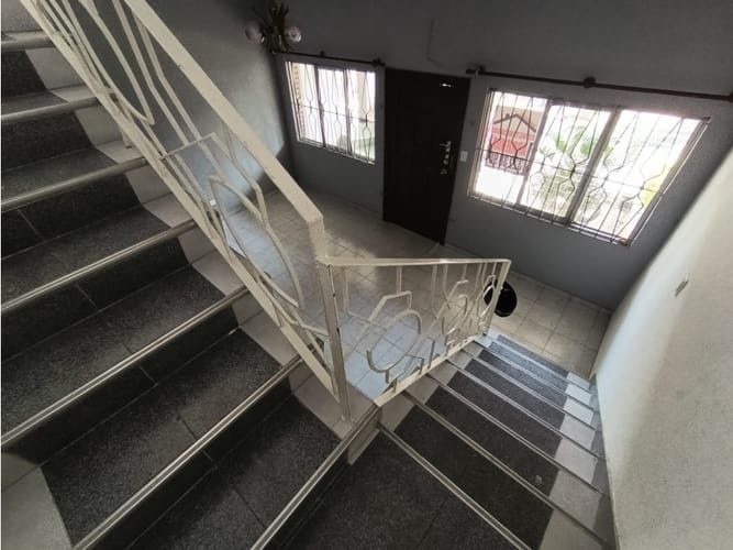 Casa de 6 alcobas en arriendo en Caicedo, Medellín, 250 m² · foto 16 de 24