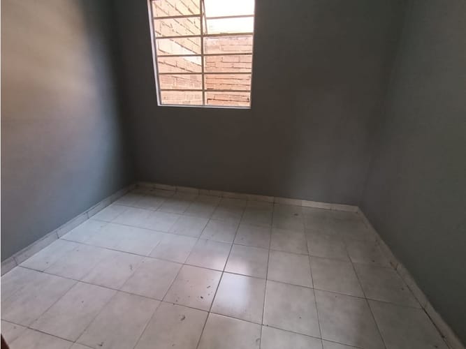 Casa de 6 alcobas en arriendo en Caicedo, Medellín, 250 m² · foto 24 de 24