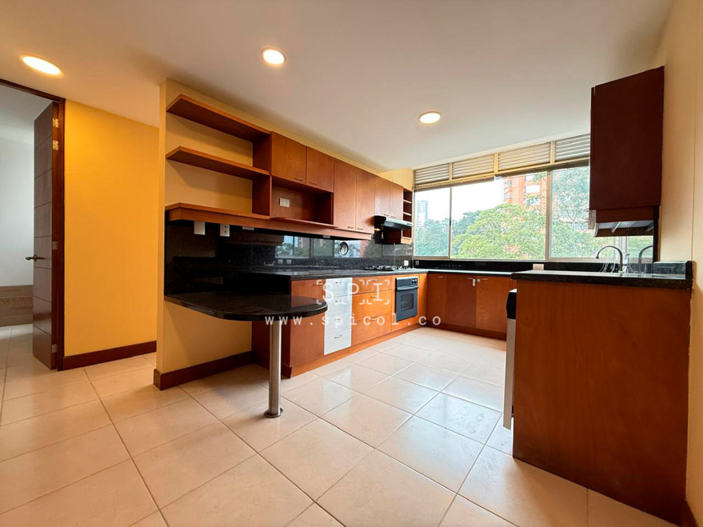 Apartamento en Arriendo en El Poblado, Medellín