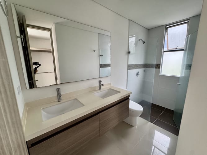Casa de 3 alcobas en venta en Las Mercedes, Jamundí, 167 m² · foto 4 de 18