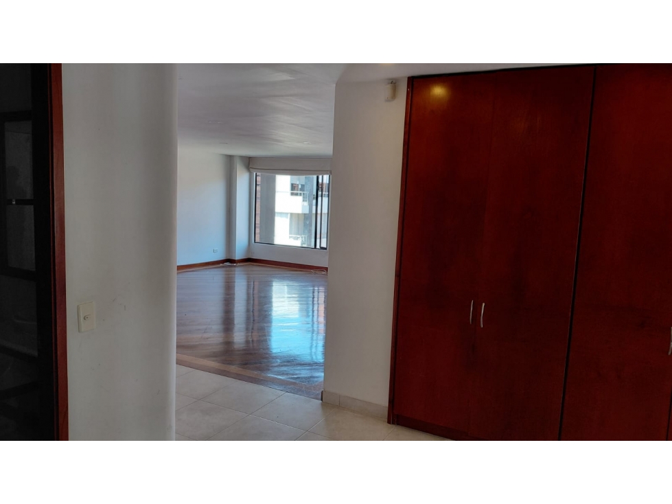 Apartamento en venta en Chicó Navarra, Bogotá · foto 5 de 24