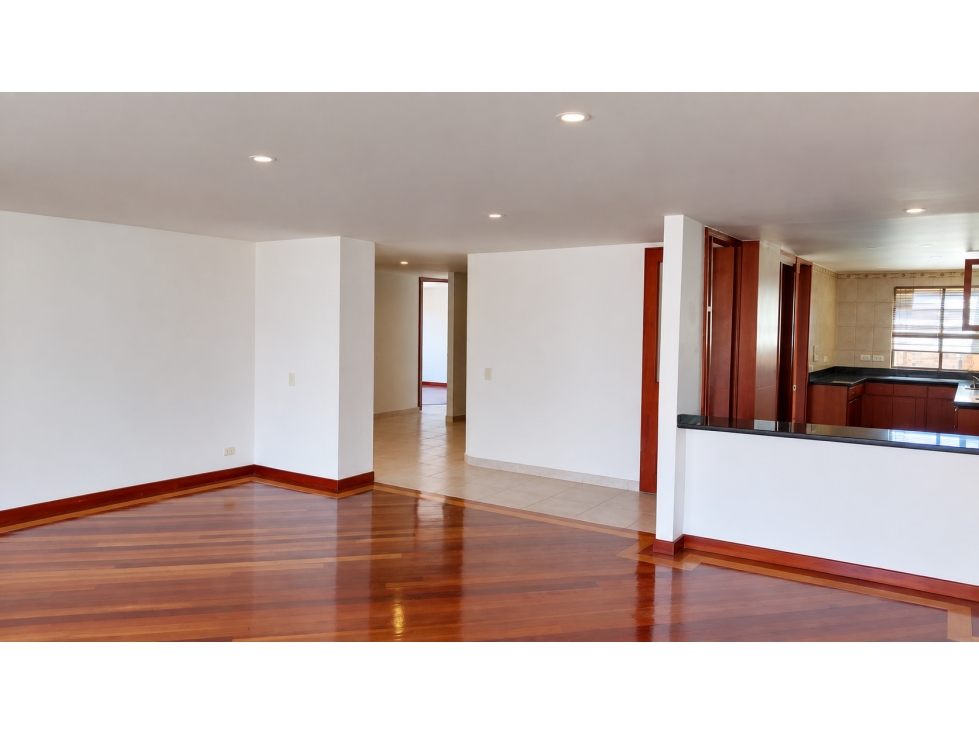 Apartamento en venta en Chicó Navarra, Bogotá · foto 7 de 24