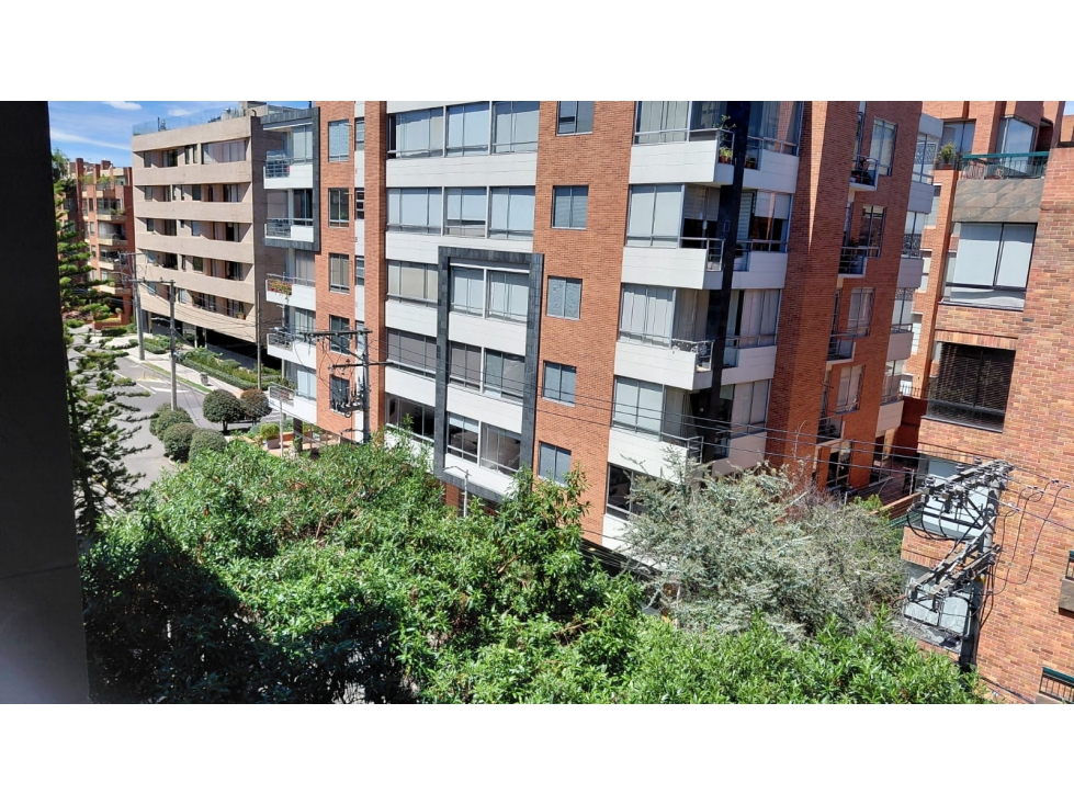 Apartamento en venta en Chicó Navarra, Bogotá · foto 9 de 24