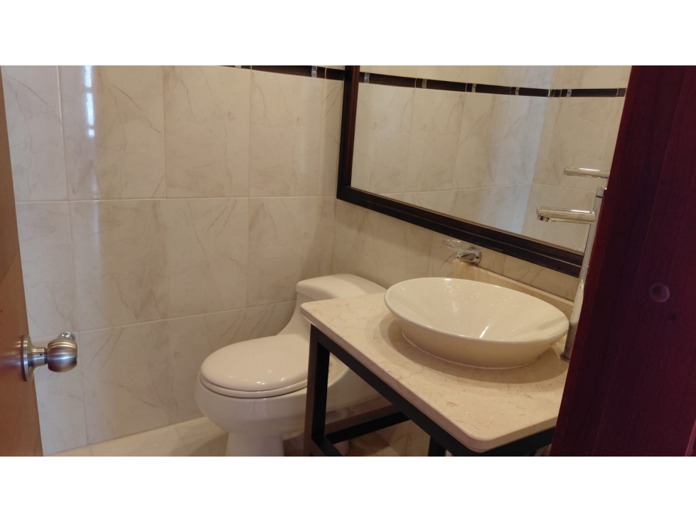 Apartamento en venta en Chicó Navarra, Bogotá · foto 15 de 24