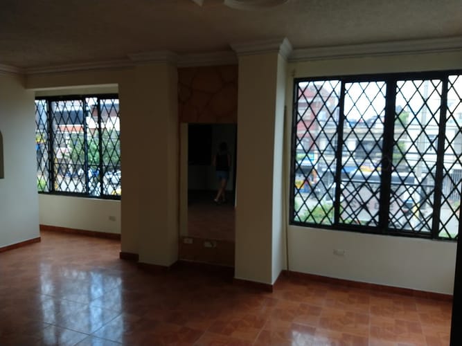 Edificio en venta en Junin, Cali, 368 m² · foto 11 de 12