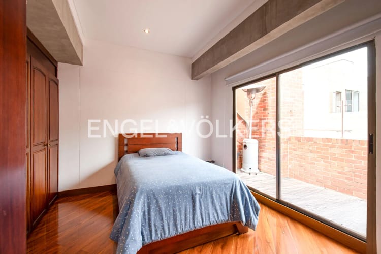 Apartamento de 4 alcobas en venta en Santa Barbara Central, Bogotá, 233 m² · foto 10 de 18