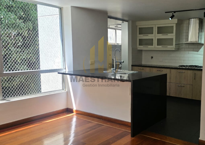 Apartamento de 3 alcobas en venta en Alejandría, Medellín, 230 m² · foto 2 de 19