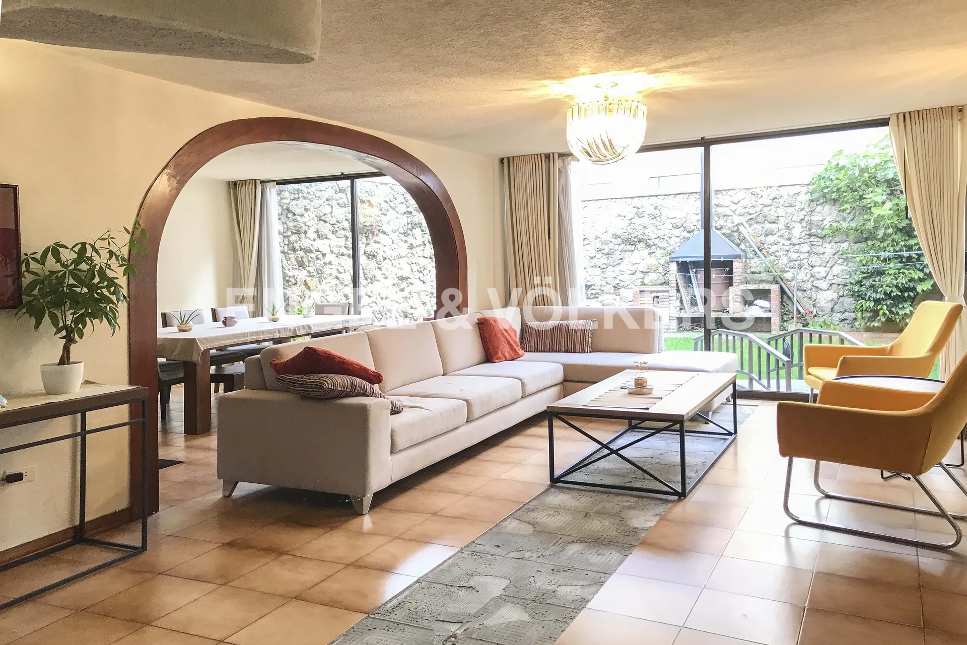 Casa en venta en Cedritos, Bogotá · foto 2 de 20
