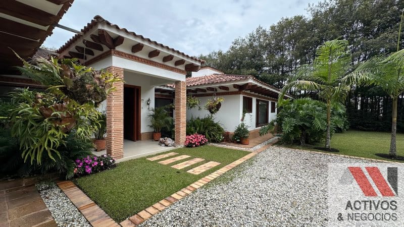 Casa de 3 alcobas en venta en Llano Grande, Rionegro · foto 18 de 22