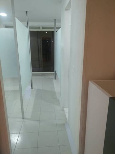 Oficina en arriendo en Estadio, Medellín, 36 m² · foto 10 de 16