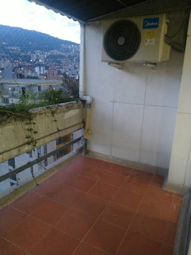 Oficina en arriendo en Estadio, Medellín, 36 m² · foto 13 de 16