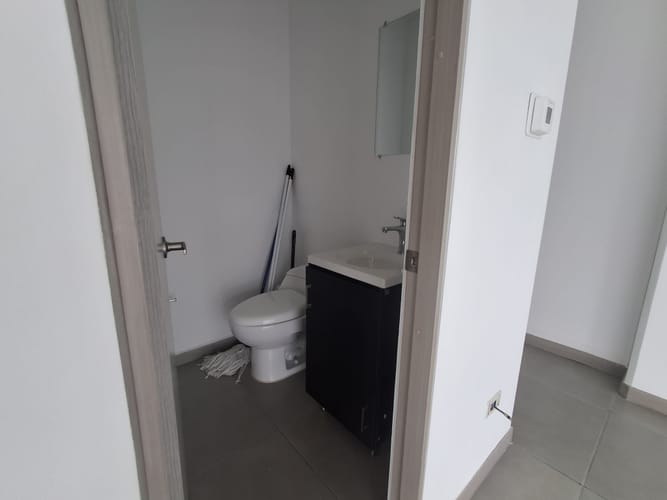 Oficina en venta en Santa Monica, Cali, 58 m² · foto 6 de 6