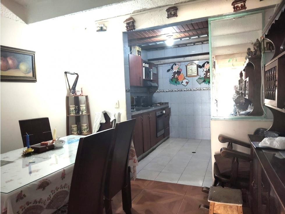 Casa en venta en Tibabuyes, Bogotá · foto 3 de 24