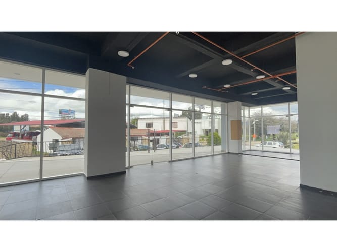 Local en venta en Cataluña, Chía, 97 m² · foto 7 de 18