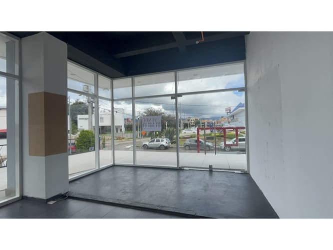 Local en venta en Cataluña, Chía, 97 m² · foto 8 de 18