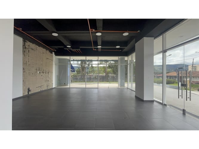 Local en venta en Cataluña, Chía, 97 m² · foto 10 de 18